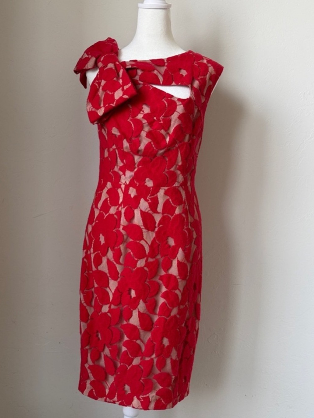 NWT TRACY REESE Red Lace Cutout Bow Sheath dress